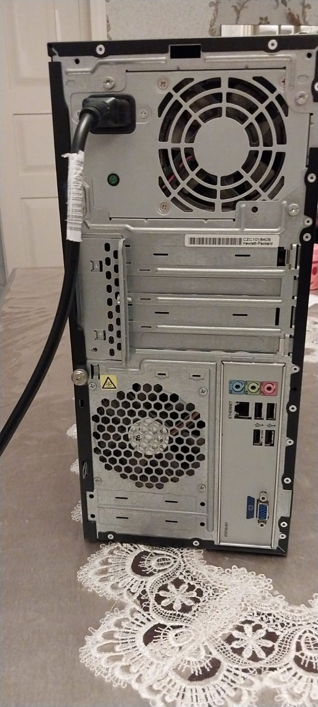 HP masaüstü kompüter dəsti Tərkib: - HP sistem bloku (qüllə tipli — Masaüstü kompüterlər, Salyan (10)