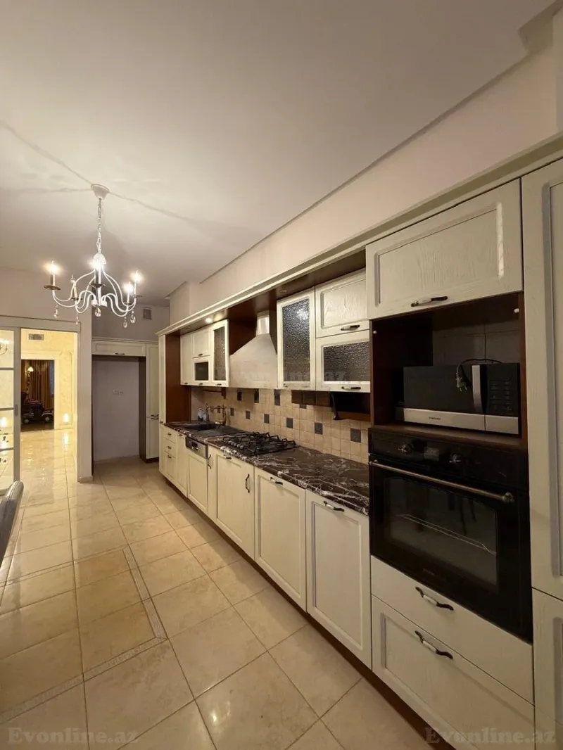 Satılır 4 otaqlı Mənzil Yeni tikili 186 m² Bakı, Yasamal r., Nizami m — Mənzil, Bakı (5)