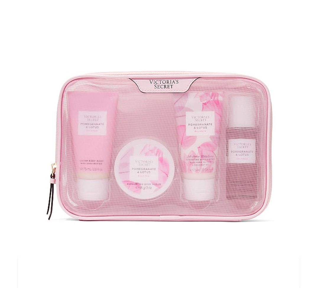 Bədən qulluğu dəsti Victoria's Secret Pomegranate & Lotus (skrab 85 ml + losyon 75 ml + krem-gel 75 ml + sprey 75 ml + kosmetik çanta) — Mallar, Bakı (3)