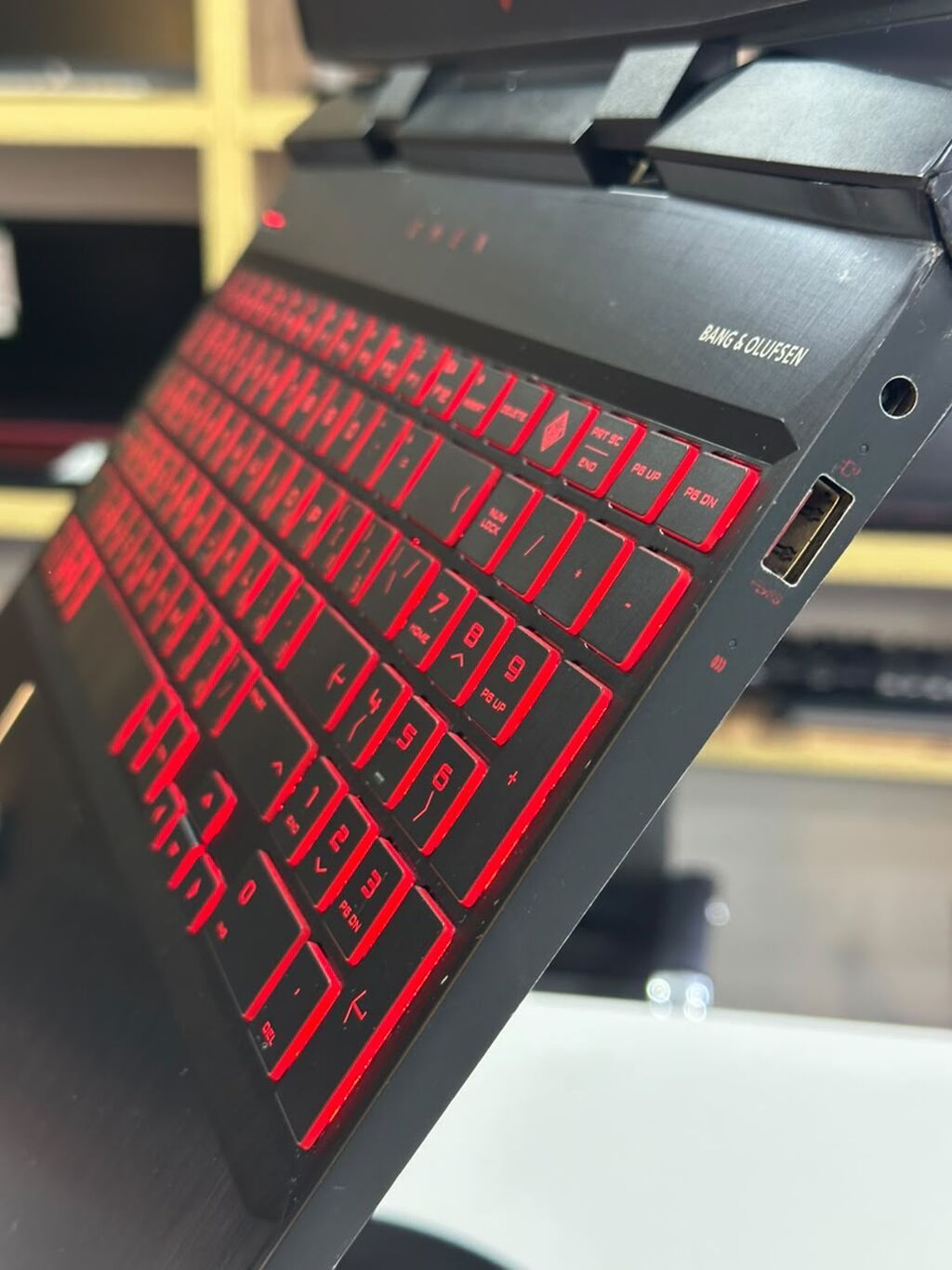 İşlənmiş HP Omen, 15.6 Intel Core i5, 512 GB, Ünvandan götürmə, Ödənişli çatdırılma, Rayonlara çatdırılma — HP, Bakı (3)