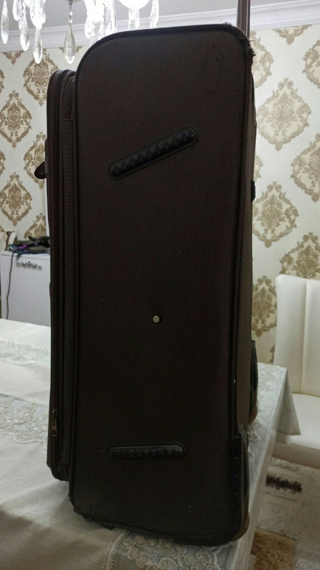 Böyük ölçülü təkərli səyahət çamadan satılır. qiymət 30 manat. Sadəcə — Çamadanlar, Sumqayıt (2)