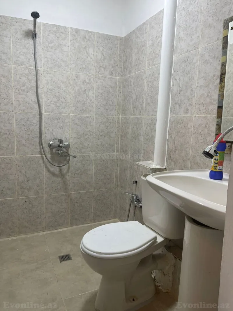 Kirayə verilir 1 otaqlı Mənzil Köhnə tikili 46 m² Bakı, Nəsimi r — Mənzil, Bakı (2)