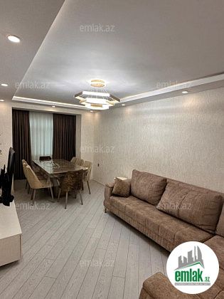 Satılır 3 otaqlı 90 m² köhnə tikili Bakıxanov — Mənzil (2)