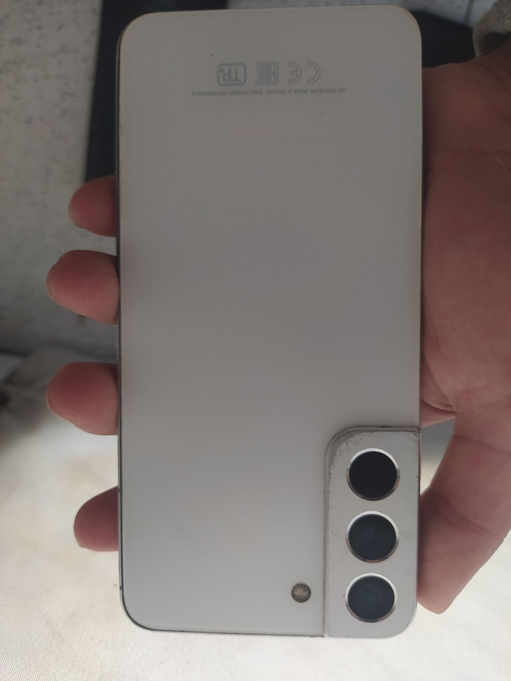 Samsung Galaxy S22, rəng - Ağ — Samsung, Bakı (2)