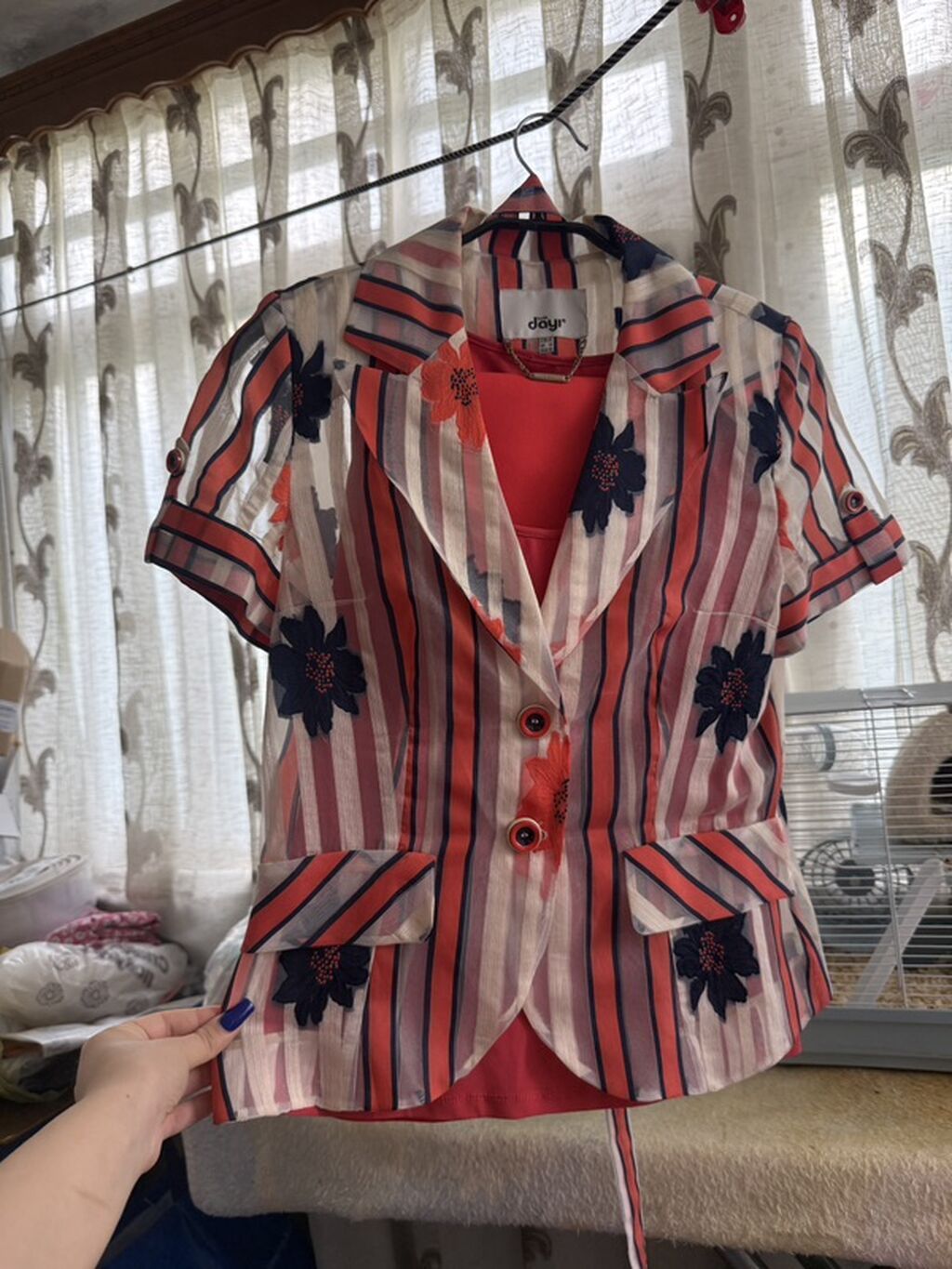 Qadın geyim dəstləri 1) Qara paltar + ağ qısa jaket - Paltar: qara — Kostyum, Bakı (3)