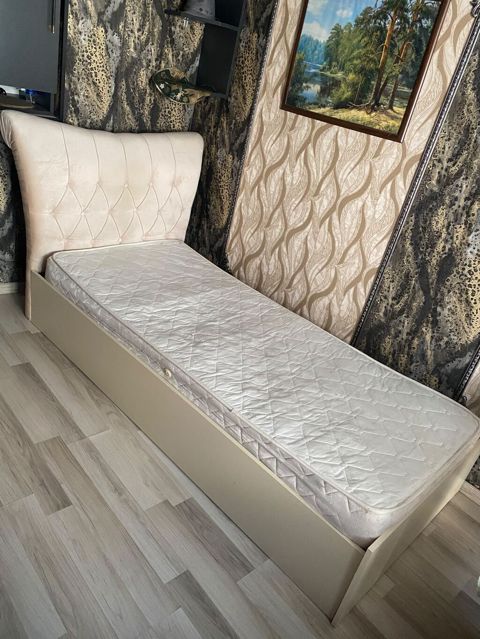 Bir nəfərlik çarpayı və döşək - Ölçü: təxmini 90×200 sm (bir — Xırdalan