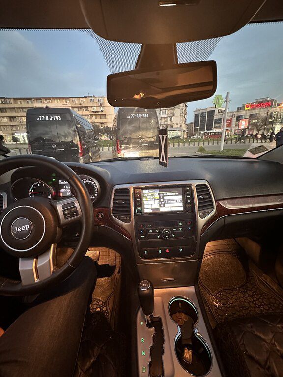 Jeep Grand Cherokee, 3.6 L, 2012 il, 95 000 km 77-OJ-703 — Avtomobillər, Bakı (3)