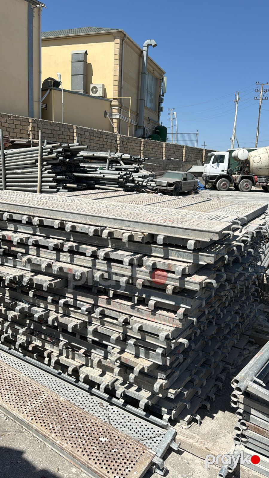 Galvanizli metal borular - tikinti materialları — Tikinti materialları, Abşeron (2)