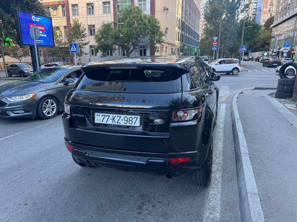 Land Rover RR Evoque, 2.0 L, 2014 il, 243 000 km — Avtomobillər, Bakı (4)