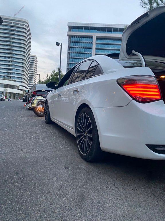 Chevrolet Cruze, 1.4 L, 2011 il, 390 000 km — Avtomobillər, Bakı (5)