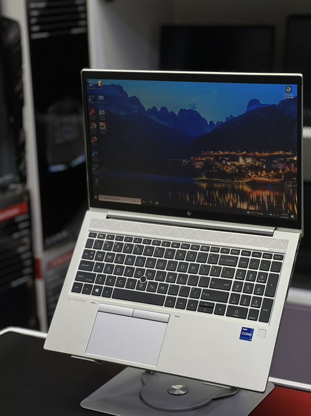İşlənmiş HP EliteBook, 15.6 Intel Core i7, 512 GB, Ünvandan götürmə, Ödənişli çatdırılma, Rayonlara çatdırılma — HP, Bakı (3)
