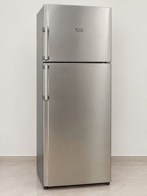 İşlənmiş 2 qapılı Hotpoint Ariston Soyuducu Satılır, rəng - Gümüşü — Bakı