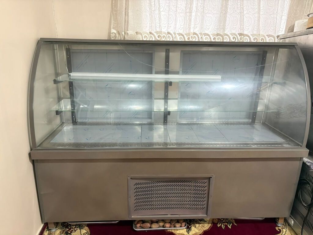 Yenidir İşlenmeyib. Sadece yolda gətirilerken şüşəsi sınıb — Soyuducular, Şamaxı (5)