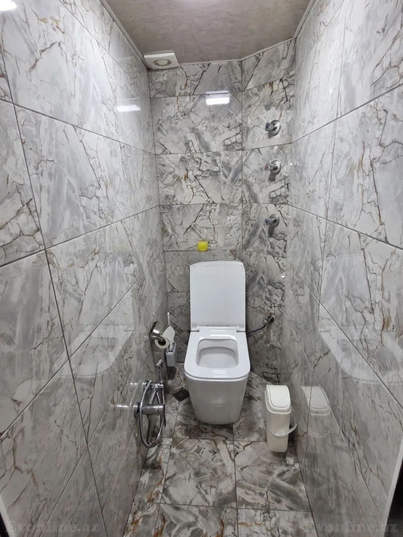 Satılır 4 otaqlı Mənzil Köhnə tikili 80 m² Bakı, Xəzər r., Binə — Mənzil, Bakı (7)