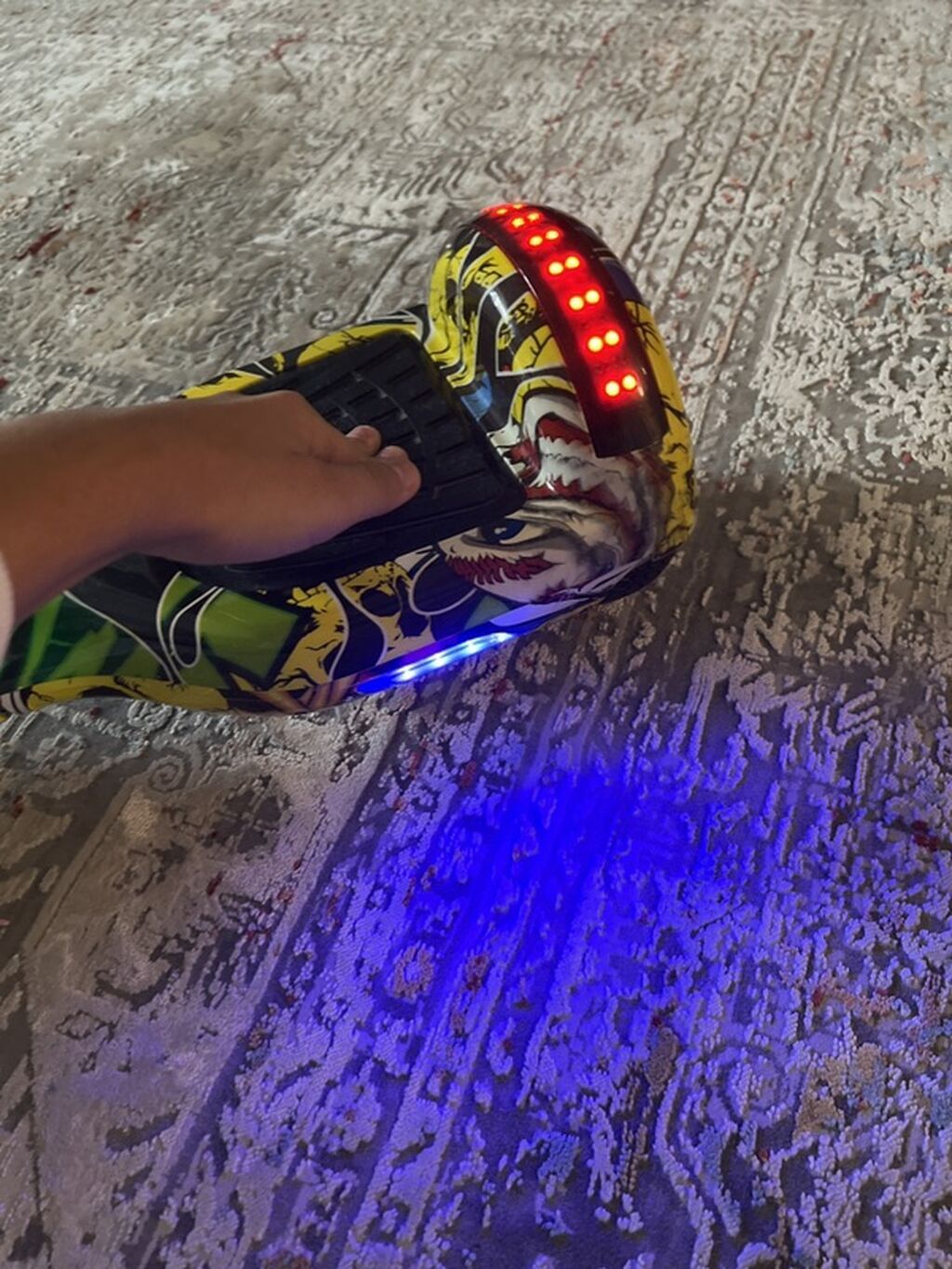 Təzə surulməmis adaptiri təzə Graffiti dizaynlı hoverboard (özünü — Hiroskopler, Bakı (2)