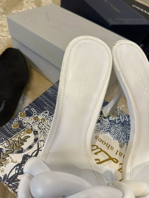 Mango qadın nalı dabanlı sandal - Rəng: ağ - Model: kvadrat burunlu — Bakı