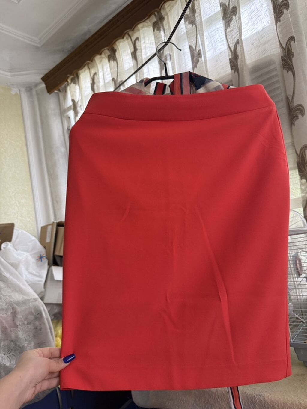 Qadın geyim dəstləri 1) Qara paltar + ağ qısa jaket - Paltar: qara — Kostyum, Bakı (4)
