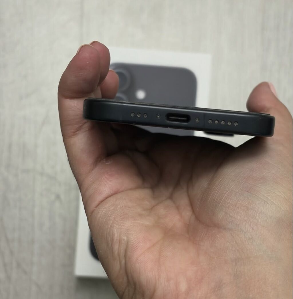 IPhone 16, 128 GB, Qara, Zəmanət, Simsiz şarj, Face ID — Apple iPhone, Bakı (4)