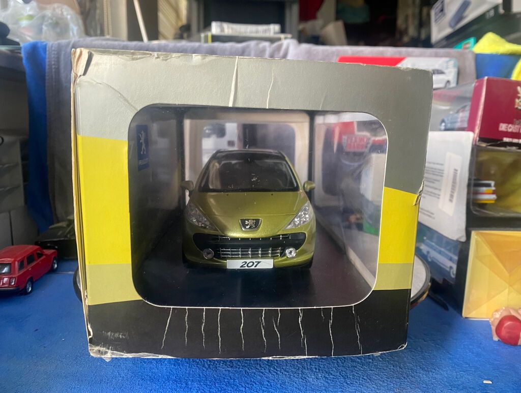 Peugeot, 2006 il, 1:18, Dəmir, Ödənişli çatdırılma — Modellar, Bakı (3)