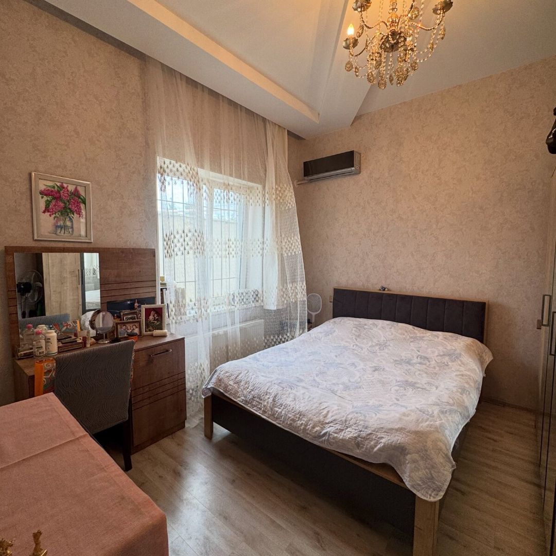 Satılır 4 otaqlı həyət evi/bağ evi 130 m² — Ev, villa, Bakı (8)
