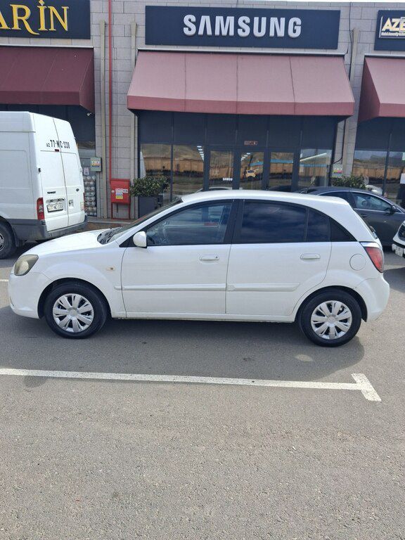 Kia Rio, 1.5 L, 2010 il, 420 450 km — Avtomobillər, Bakı (4)