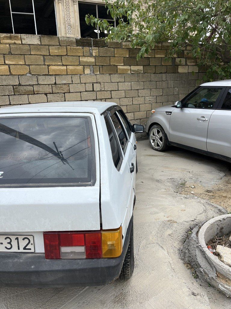 Lada (VAZ) 2109, 1.5 L, 1987 il, 385 000 km 01-CC-312 — Avtomobillər, Bakı (4)