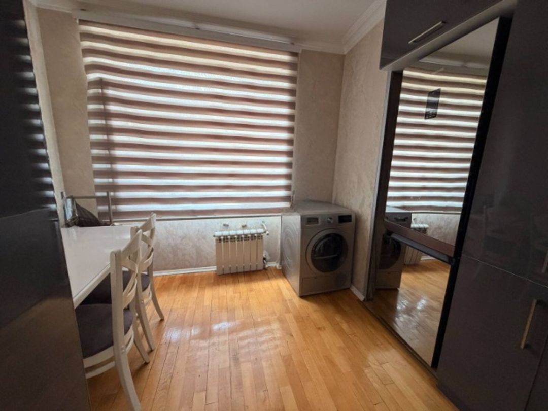 Satılır 4 otaqlı köhnə tikili 120 m² — Mənzil, Bakı (6)