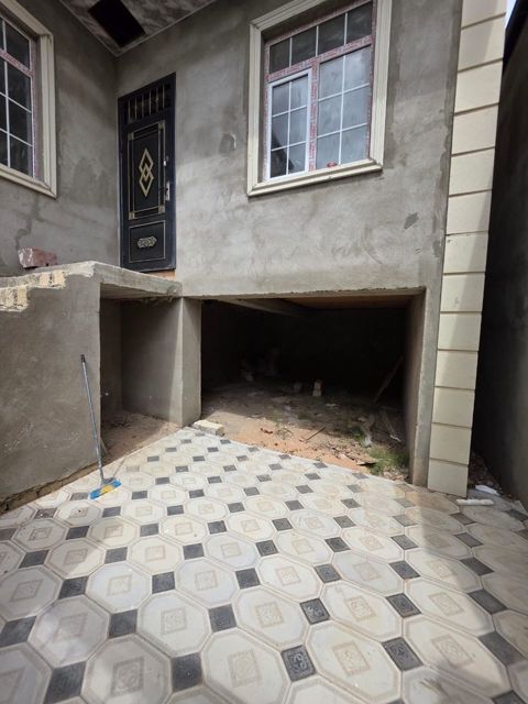 Satılır 4 otaqlı həyət evi/bağ evi 100 m² — Bakı