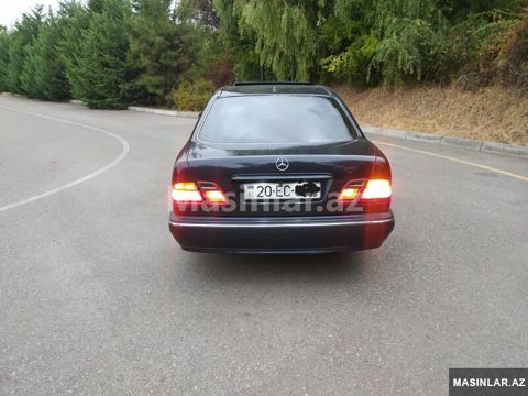 Mercedes E-240, 1999 il — Ağdaş