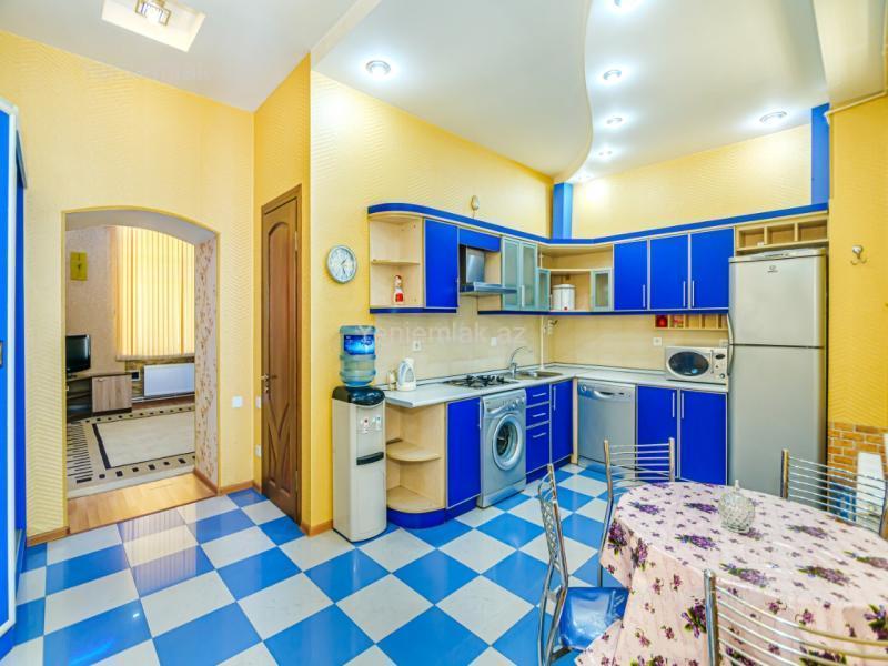 Günlük 2 otaqlı Bina evi menzil (Köhnə tikili), 70 m², Səbail rayonu — Mənzil, Bakı (4)