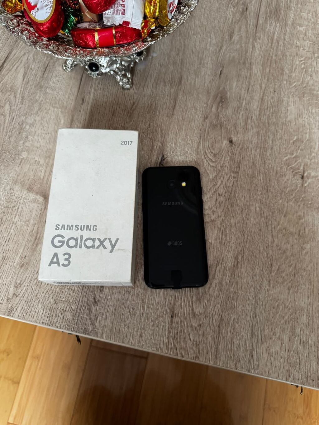 Samsung Galaxy A3 2017, 16 GB, rəng - Qara, İki sim kartlı — Samsung, Bakı (2)