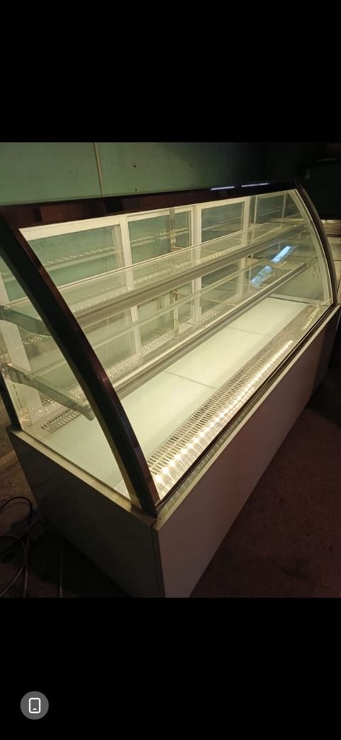 Şirniyyat üçün, 1 1 60, Yeni, Ünvandan götürmə — 1 100 ₼ · Bakı · Soyuq vitrini Şirniyyat üçün, 1 1 60, Yeni, Ünvandan götürmə — Bakı