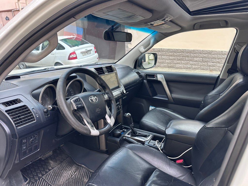 Toyota Land Cruiser Prado, 2.7 L, 2013 il, 300 000 km — Avtomobillər, Bakı (8)