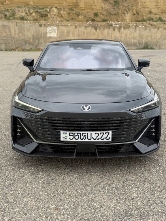 Changan Uni-V iDD, 1.5 L, 18.4 kWh, 2023 il, 101 000 km — Avtomobillər, Bakı