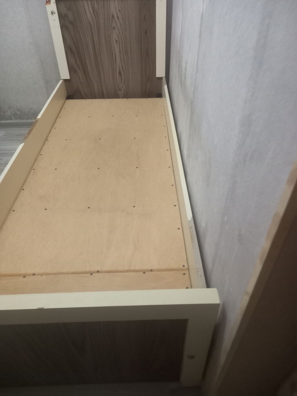 Salam yataq dest sekilde nece var heledir riyal alan gelib baxib — Yataq otağı mobilya dəstləri, Sumqayıt (9)