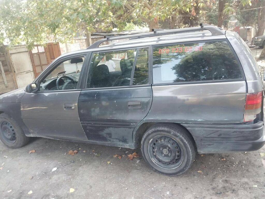 Opel Astra F Caravan (universal kuzov) - Kuzov: universal, geniş — Avtomobillər, Xırdalan (3)