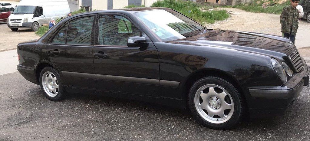 Mercedes E 280, 2.8 L, 2001 il, 230 121 km — Avtomobillər, Bakı (3)