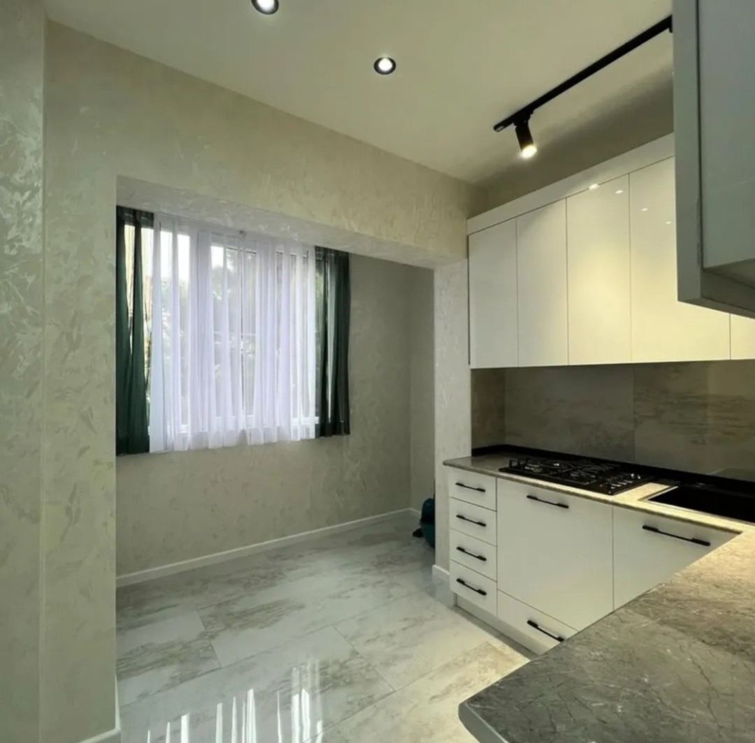 Satılır 2 otaqlı köhnə tikili 70 m² — Mənzil, Bakı (4)