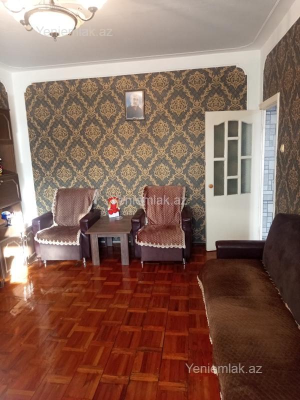 Satılır 3 otaqlı Bina evi menzil (Köhnə tikili), 74 m², 13-cü mikrorayon — Mənzil, Sumqayıt (2)