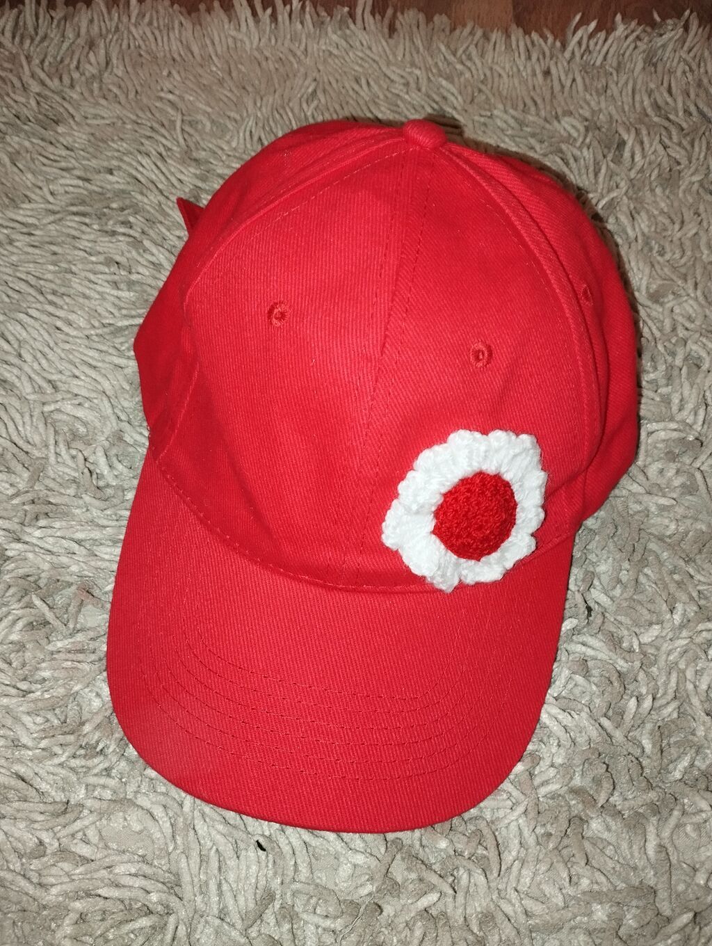Qadın üçün çiçək appliqasılı beysbol papağı üzerinde el isi toxunma — Baş geyimi, Bakı (6)