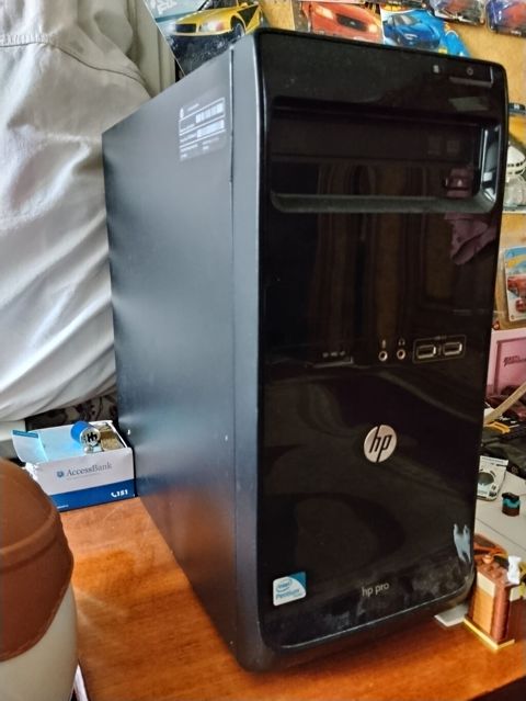 (Maus və klavye biryerdə verilir HP Pro 3500 Series MT stolüstü — Digah