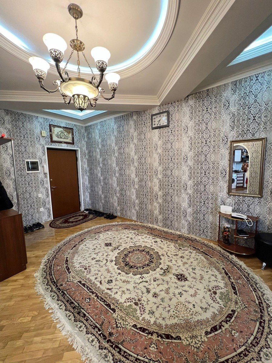 Satılır 4 otaqlı yeni tikili 200 m² — Mənzil, Bakı (6)