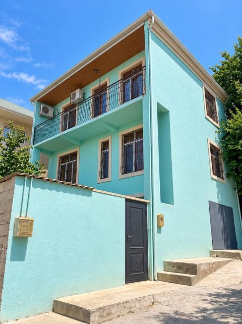 Satılır 4 otaqlı həyət evi/bağ evi 97 m² — Bakı
