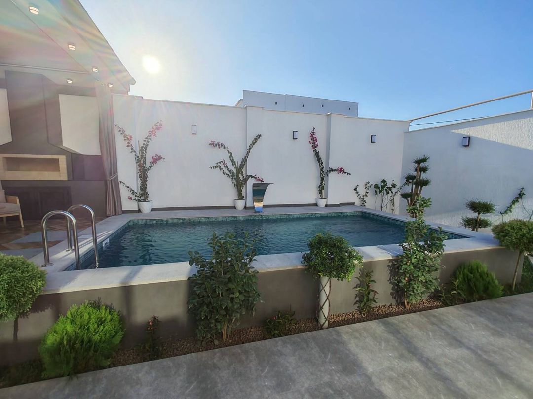 Satılır 4 otaqlı həyət evi/bağ evi 160 m² — Ev, villa, Bakı (2)