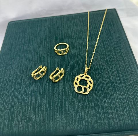 Qadın üçün yeni model dəst Cristian Dior — Bakı