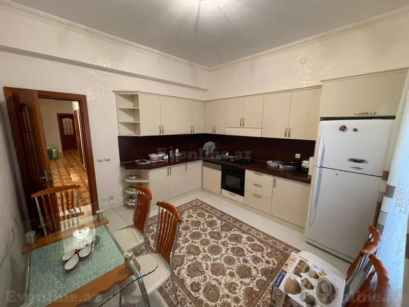 Kirayə verilir 4 otaqlı Mənzil Yeni tikili 191 m² Bakı, Yasamal r — Mənzil, Bakı (2)