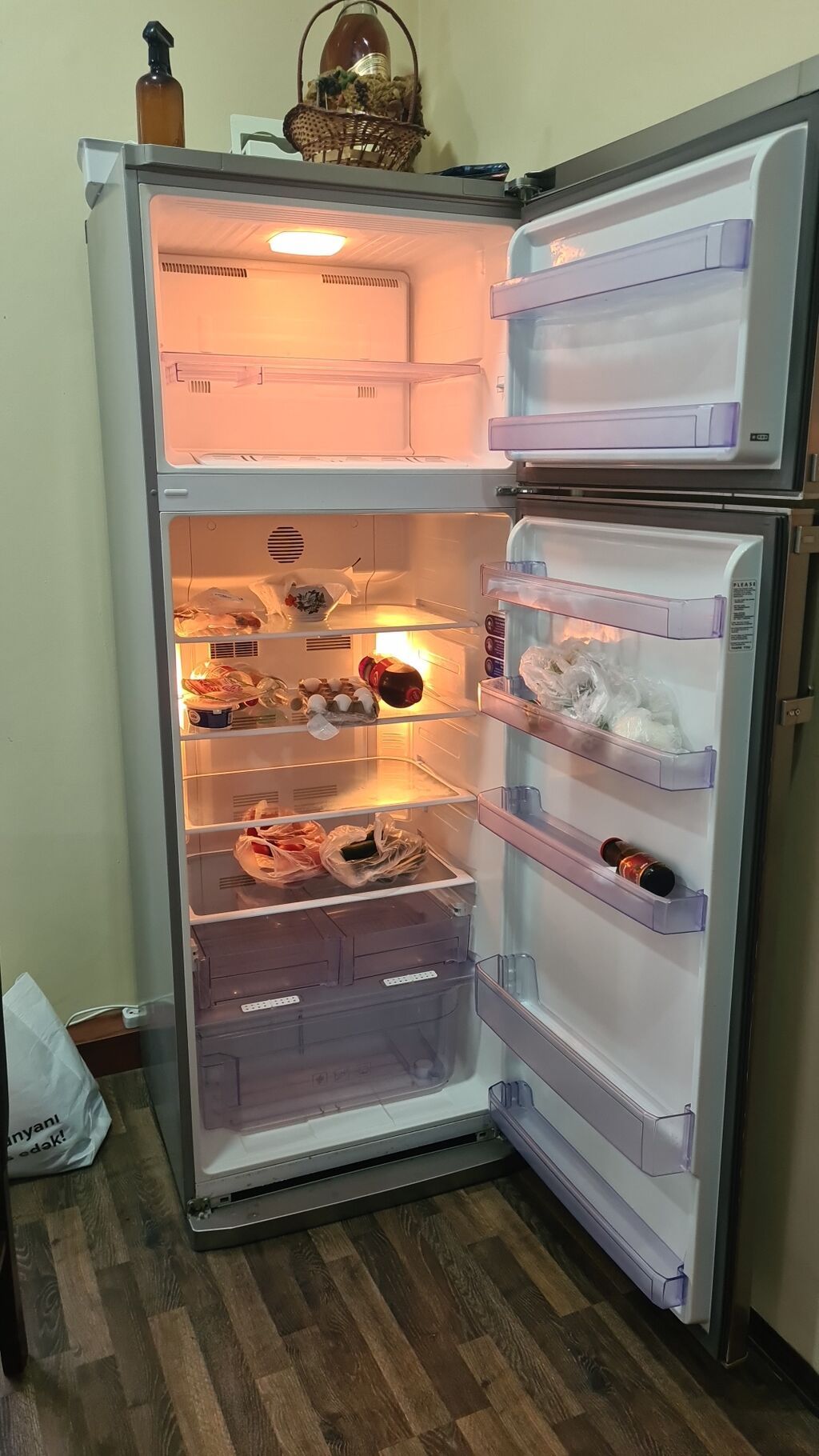 İşlənmiş 2 qapılı Beko Soyuducu Satılır, rəng - Gümüşü — Soyuducular, Fatmayı (3)
