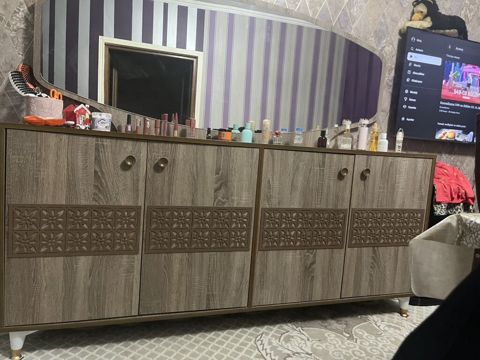 Geniş güzgülü konsol/dresser - Dizayn: Təbii ağac teksturasında — Bakı