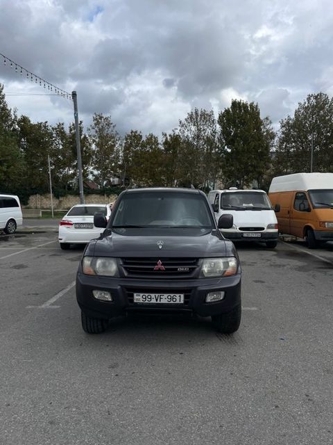 Mitsubishi Pajero, 3.2 L, 2000 il, 385 000 km — Bakı
