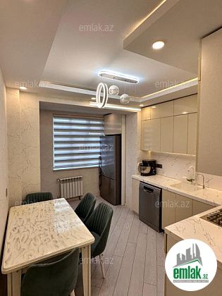 Satılır 3 otaqlı 90 m² köhnə tikili Bakıxanov — Mənzil (8)